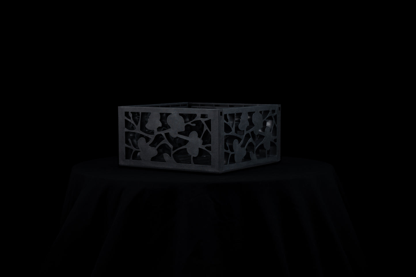 8" Orchid Planter with chain hanger